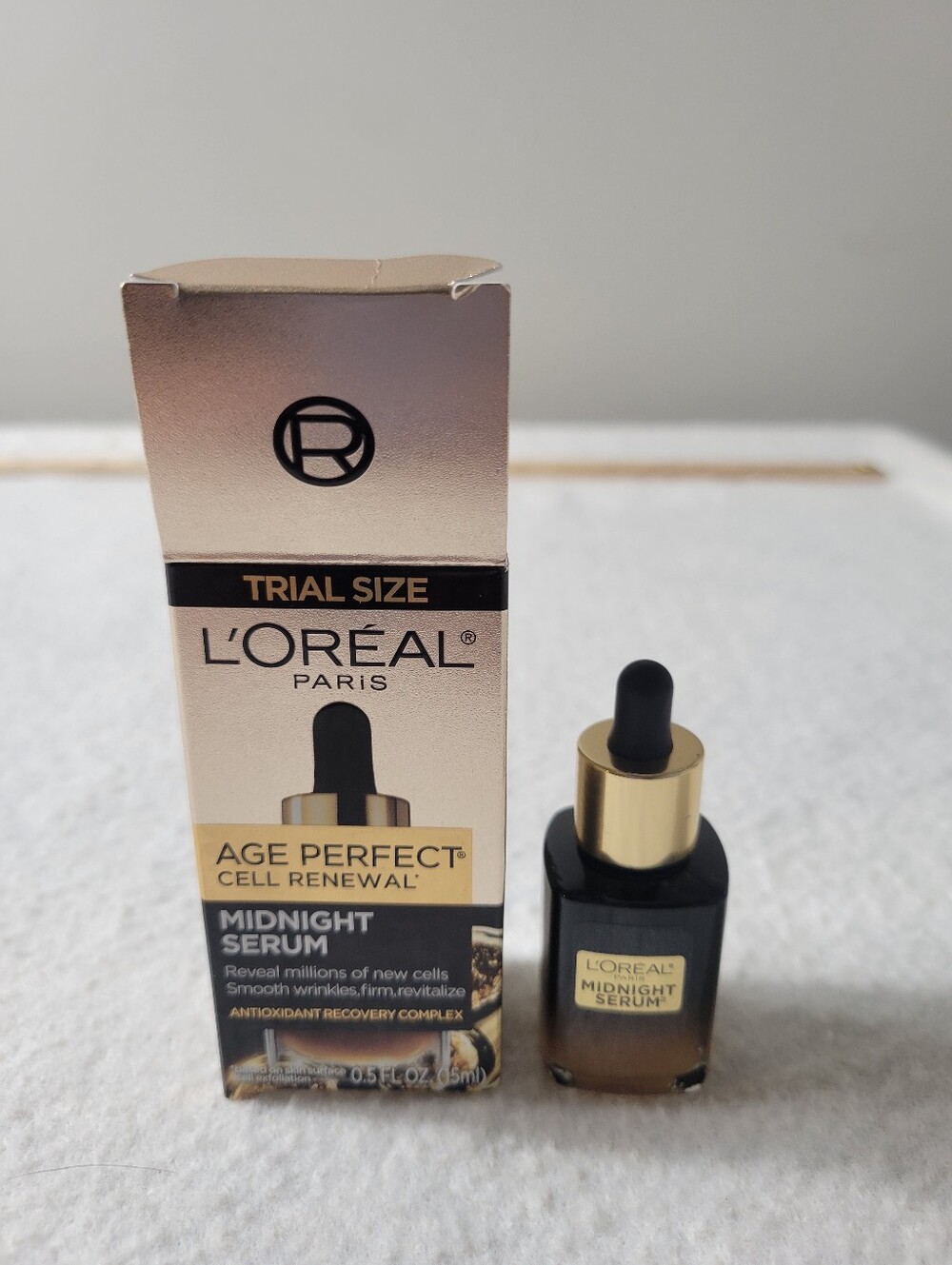 L'Oreal Paris Age Perfect Cell Renewal Midnight Serum - Trial Size (0.5 fl oz /